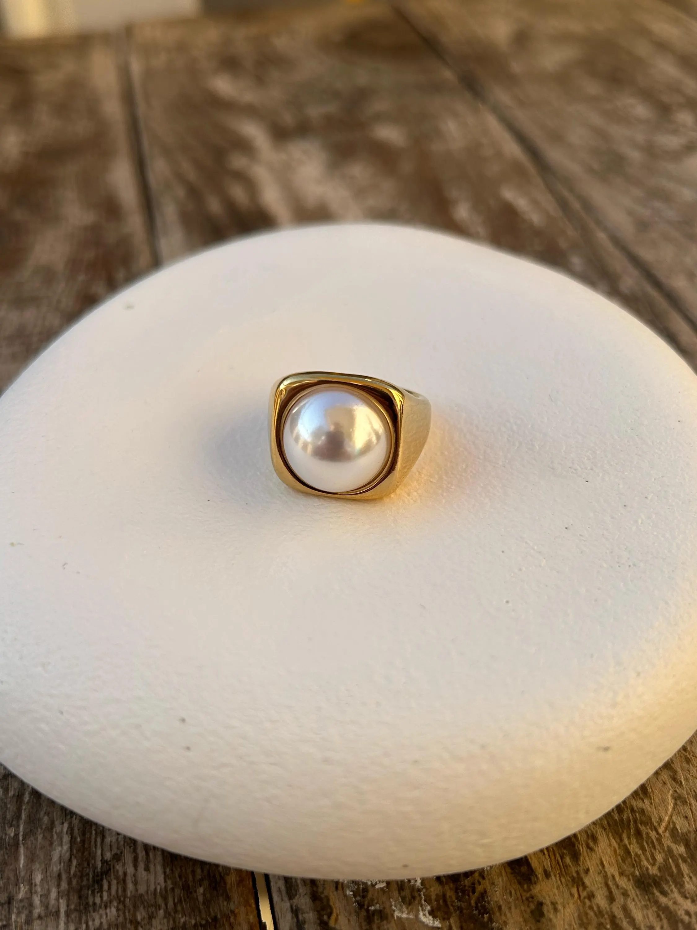 Pearl Gold Ring, Gold Bold Ring, Vintage Ring, Perfect For Everyday Ring, Gift For Her, Gifts For Women, Gifts For Mother, Adjustable Ring
